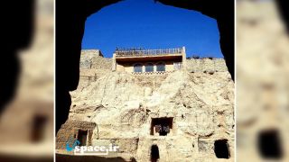 اقامتگاه بوم گردی لب خندق- میبد-استان یزد